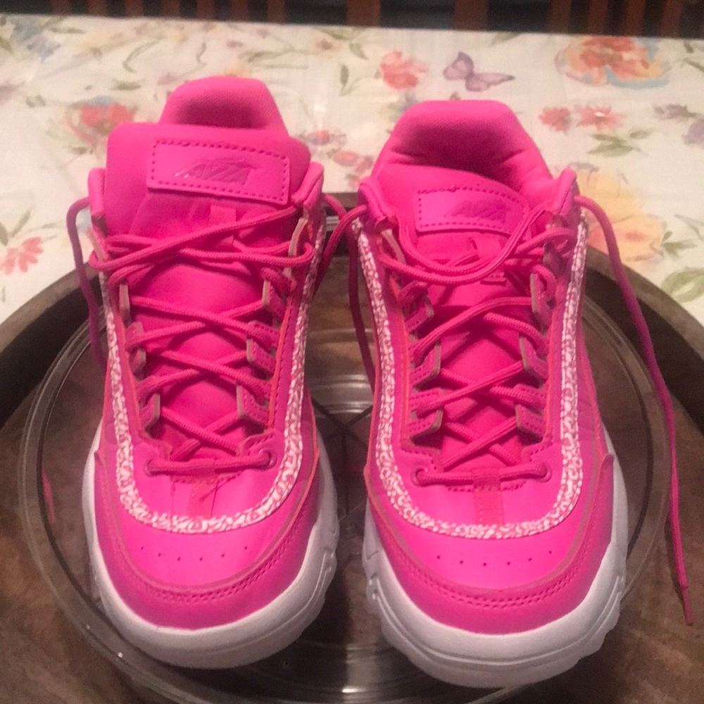 Avia Shoes Athletic Hot Pink Size 9